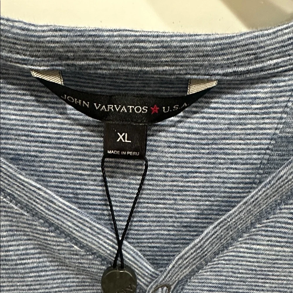John Varvatos U.S.A Short Sleeve Henley Size XL